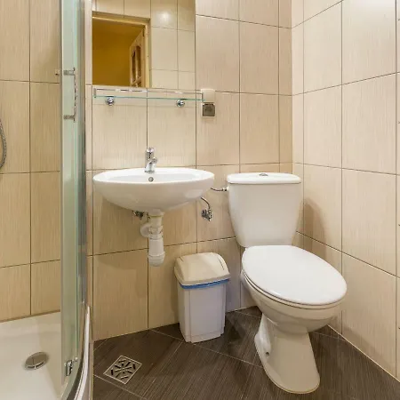 Bozena 2 Quarto em Acomodações Particulares *